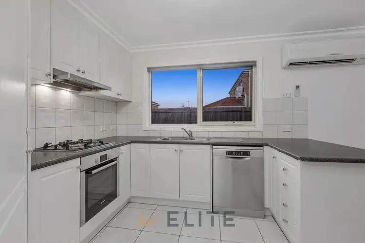 Fifth view of Homely house listing, 6 Glenisla Way, Berwick VIC 3806