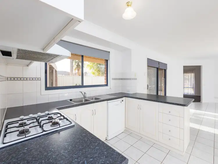Sixth view of Homely house listing, 9 Kyamber Court, Mildura VIC 3500