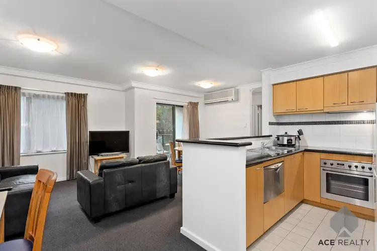 12/122 Mounts Bay Road, Perth WA 6000