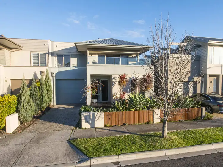 14 Gillespie Avenue