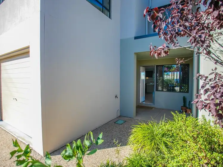 Main view of Homely townhouse listing, 2/34 Glasson Street, Chinchilla QLD 4413