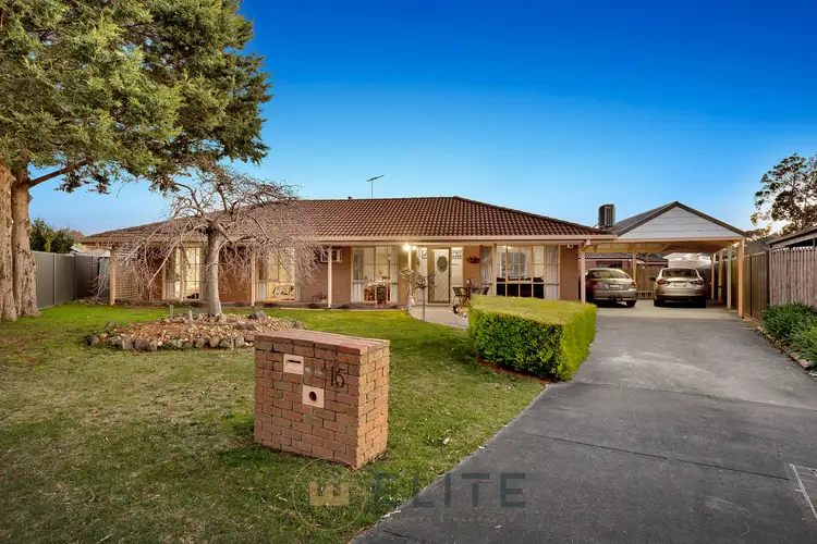 15 Harwood Court, Berwick VIC 3806
