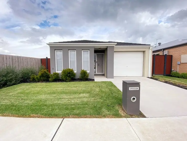 Main view of Homely unit listing, 111 Mary Street, Officer VIC 3809