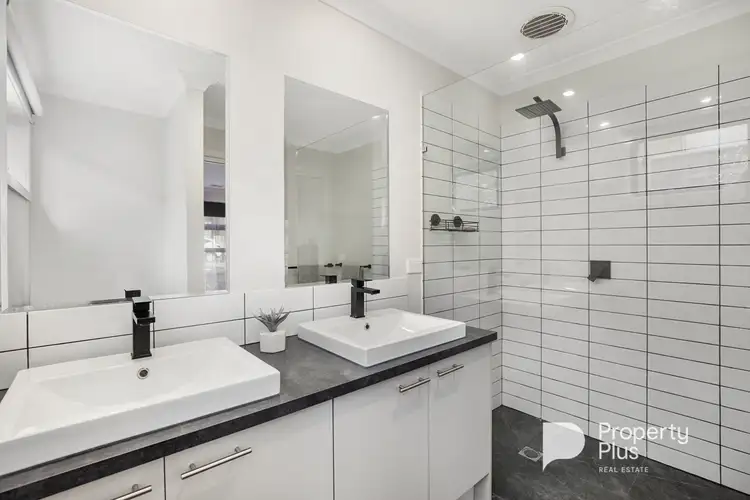 Third view of Homely house listing, 8 Lushington Rise, Mckenzie Hill VIC 3451