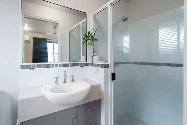 Fifth view of Homely house listing, 3 Beschen Court, Blacks Beach QLD 4740