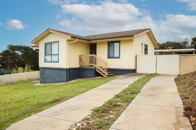 4 Arthur Street, Beachport SA 5280