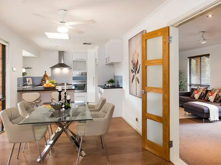 32 Barridale Drive, Kingsley WA 6026