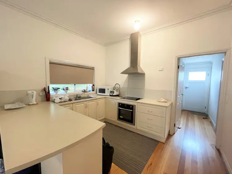 Fifth view of Homely house listing, 1/10 Ashton Street, Swan Hill VIC 3585