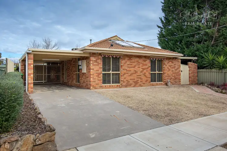 Main view of Homely house listing, 37 NICOLE CRESCENT, Wodonga VIC 3690
