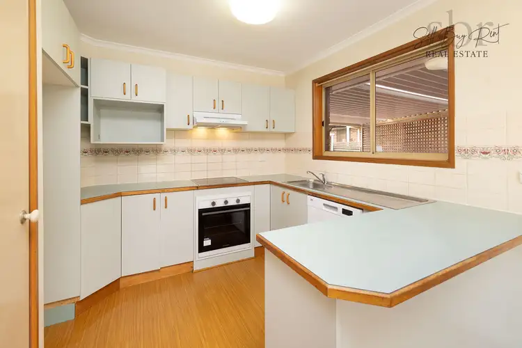 Fifth view of Homely house listing, 37 NICOLE CRESCENT, Wodonga VIC 3690