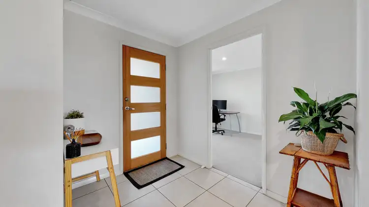 Second view of Homely house listing, 20 Hindmarsh Esplanade, Dubbo NSW 2830
