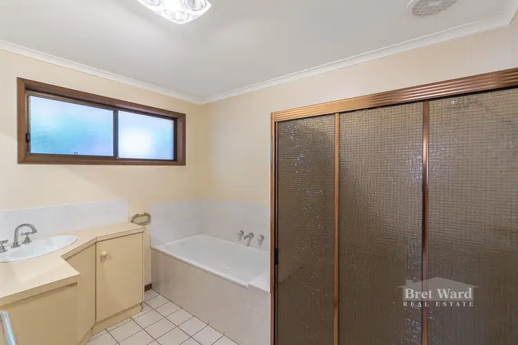 Seventh view of Homely house listing, 25 Ross Street, Bairnsdale VIC 3875