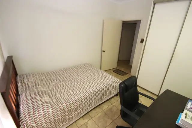 Fifth view of Homely house listing, 1 Raymond Place, Katherine NT 850