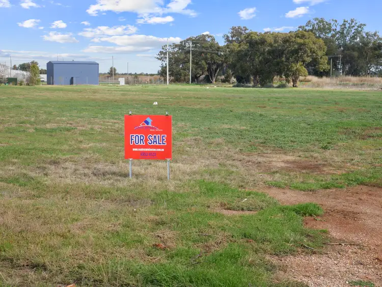 7-13 Poplar Avenue, Leeton NSW 2705
