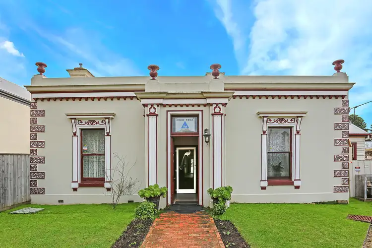 8 Cox Street, Port Fairy VIC 3284