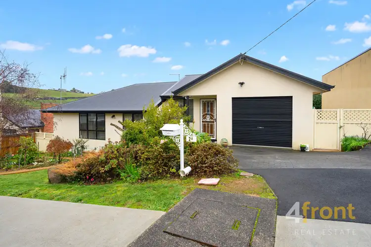 2A Sunnyridge Avenue, Penguin TAS 7316