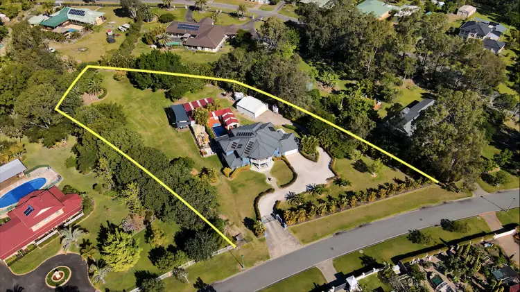 18 Gwydir Court, Helensvale QLD 4212