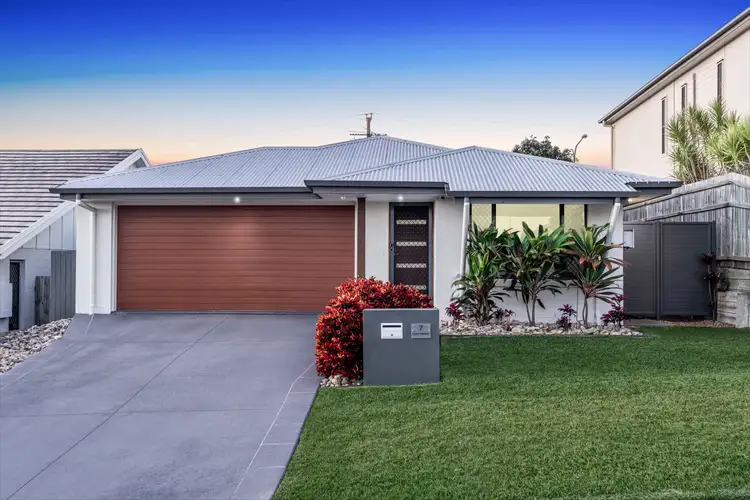 7 Demby Crescent, Wakerley QLD 4154