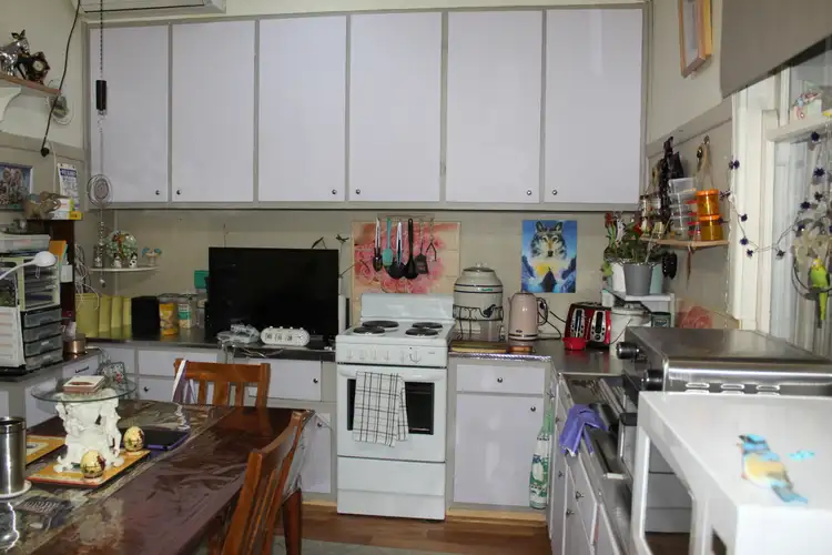 Fifth view of Homely house listing, 52 Townsend Street, Nhill VIC 3418