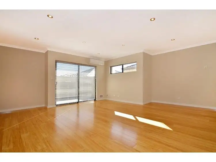 Fifth view of Homely villa listing, C/460 Wanneroo Road, Westminster WA 6061