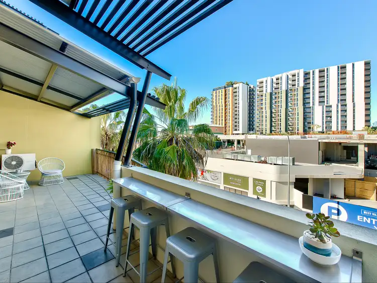 Second view of Homely apartment listing, 15/30 Mollison Street, South Brisbane QLD 4101