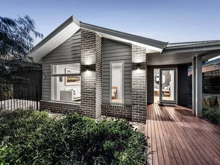 16 Maroubra Street, Armstrong Creek VIC 3217