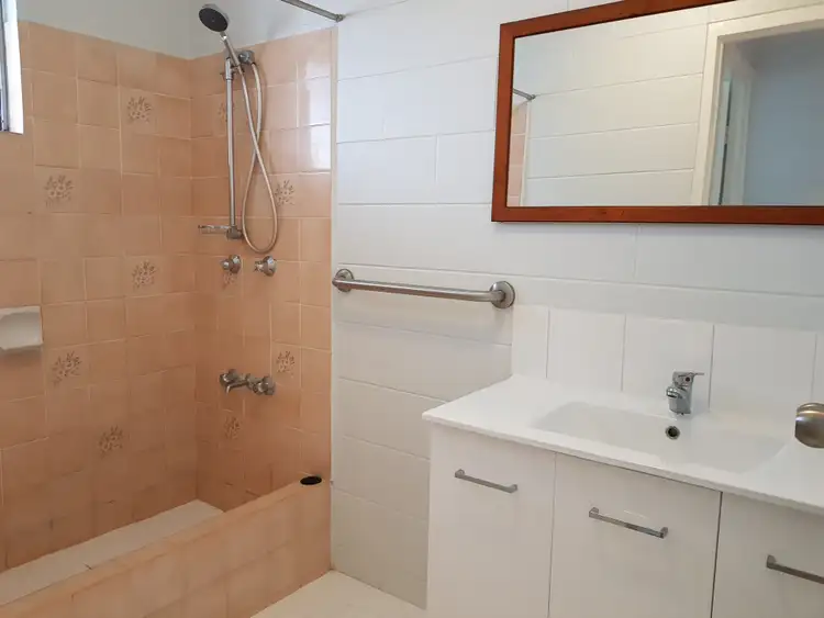 Fifth view of Homely semi-detached listing, 9 Rossato Crescent, Rasmussen QLD 4815