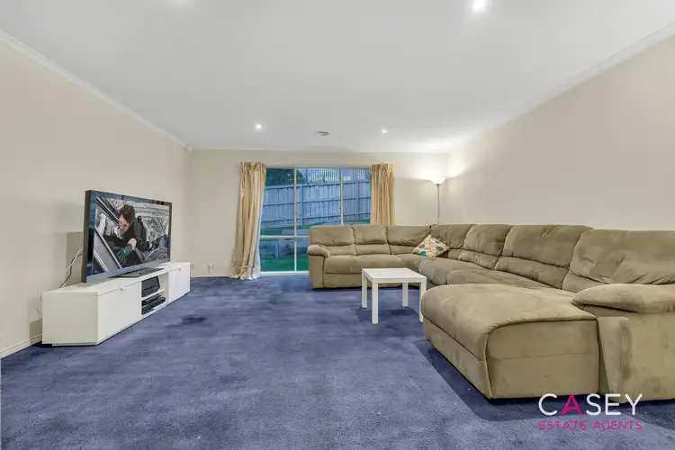Fourth view of Homely house listing, 4 Glenview Rise, Berwick VIC 3806