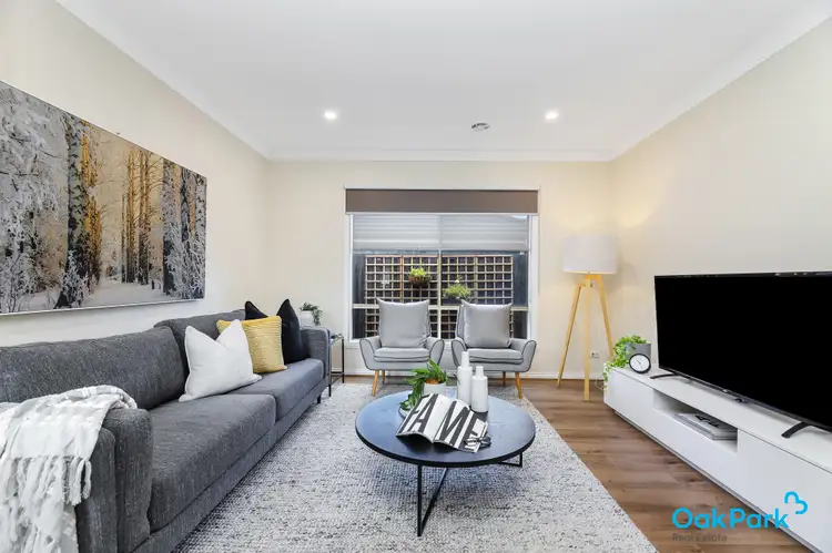 Second view of Homely villa listing, 3/8 Bothwell Street, Pascoe Vale VIC 3044