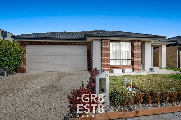 6 BEST STREET, Cranbourne West VIC 3977