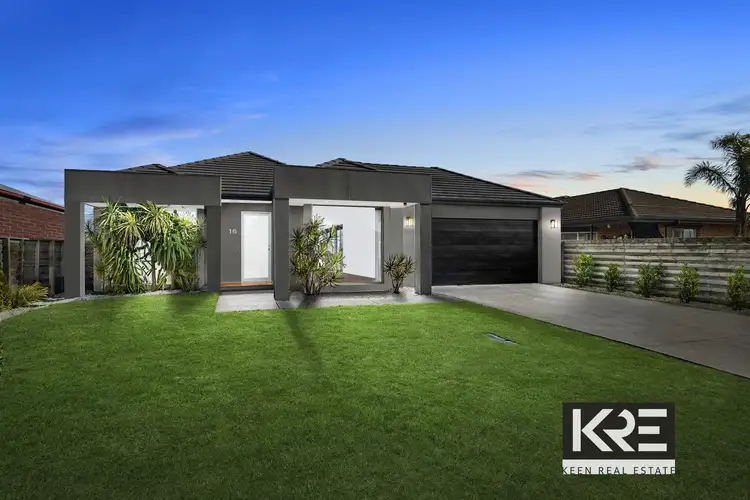 16 Giles Place, Traralgon VIC 3844