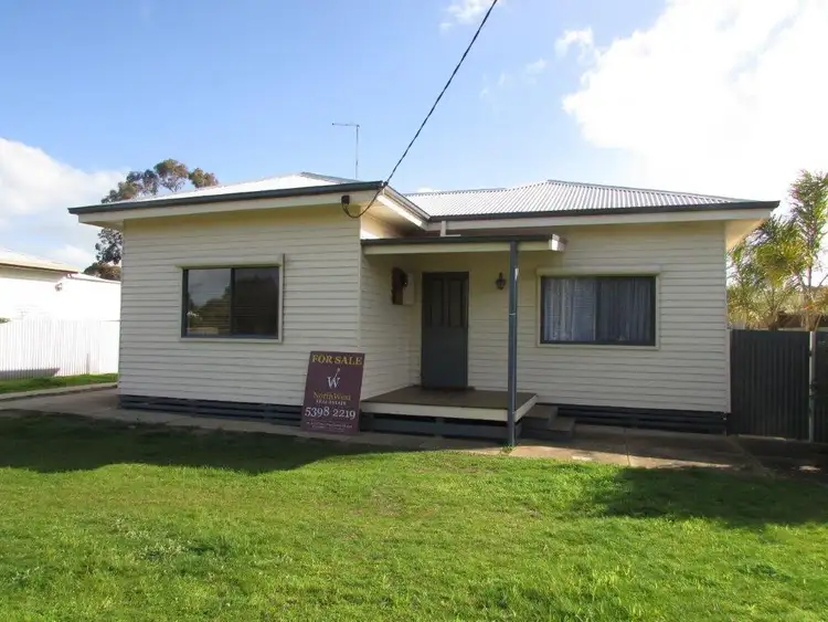 114 Anderson Street, Warracknabeal VIC 3393