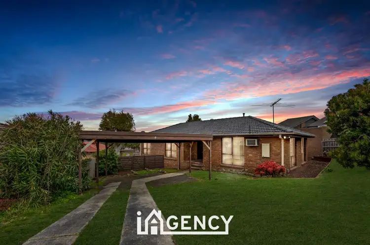 Main view of Homely house listing, 4 Hutchins Avenue, Endeavour Hills VIC 3802