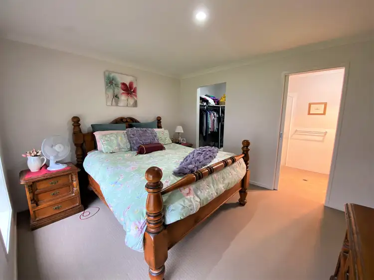 Fifth view of Homely block of units listing, 20 Bevington Bend, Lavington NSW 2641