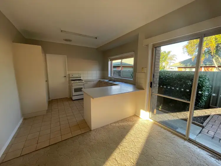 Fourth view of Homely unit listing, 1/542 MARGARET PLACE, Lavington NSW 2641