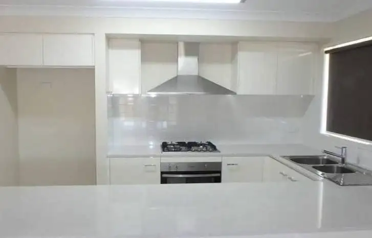 4 Parkvista Circuit, Coomera QLD 4209