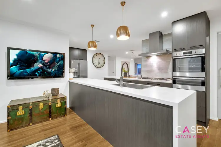 Fifth view of Homely house listing, 3 Valda Court, Cranbourne VIC 3977