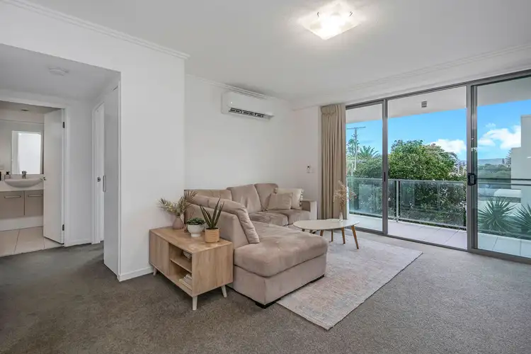 Sixth view of Homely unit listing, 28/2 GAVEN CRESCENT, Mermaid Beach QLD 4218