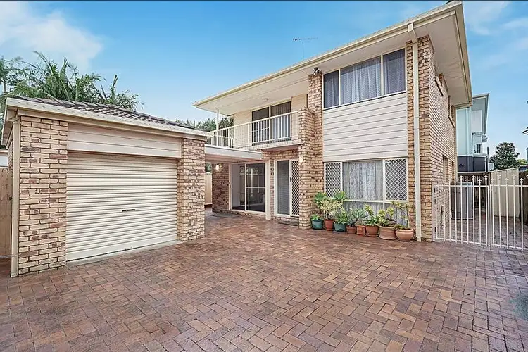 Second view of Homely semi-detached listing, 2/41 Laguna Avenue, Palm Beach QLD 4221