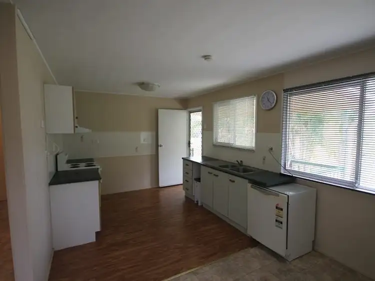 Sixth view of Homely house listing, 9 Davies Street, Richmond Hill QLD 4820