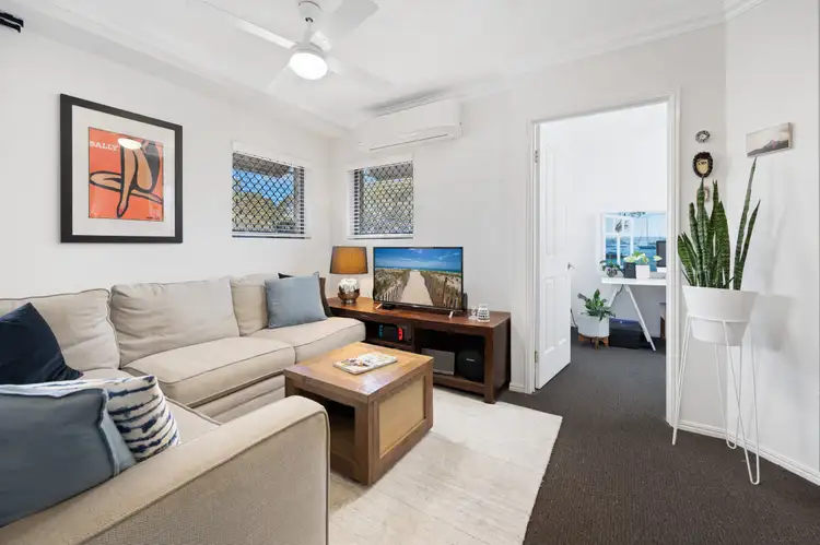 Fifth view of Homely unit listing, 3/25 Chester Terrace, Southport QLD 4215