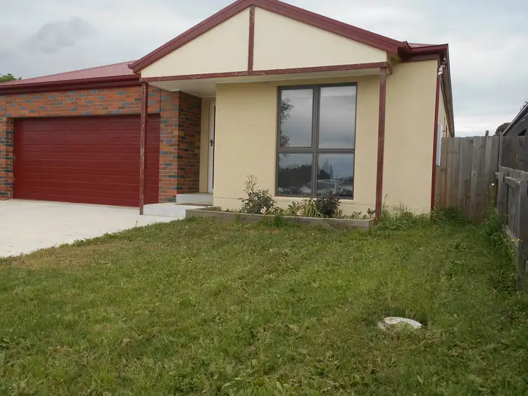 13 West Street, Clunes VIC 3370