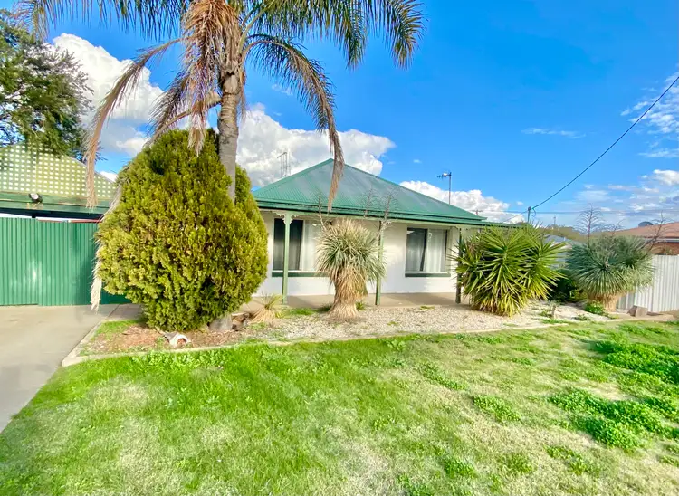 126 Wyatt Street, Deniliquin NSW 2710