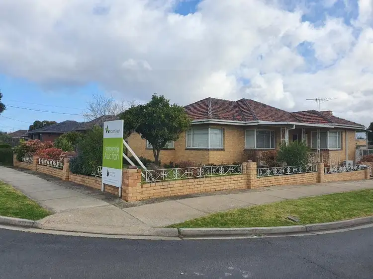 131 Bowes Avenue, Airport West VIC 3042