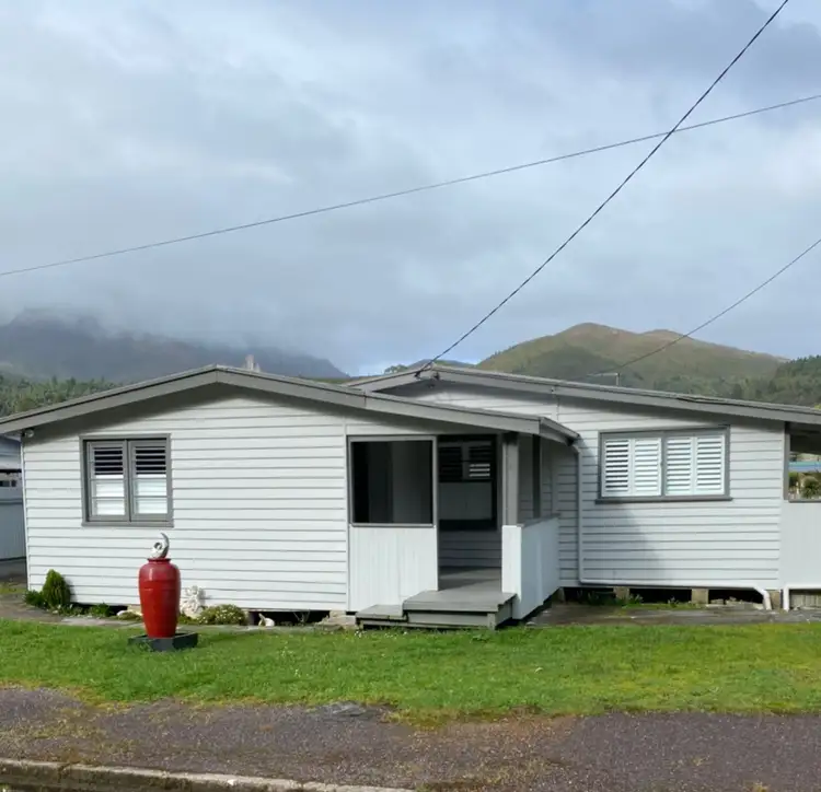 17 Murray Street, Queenstown TAS 7467