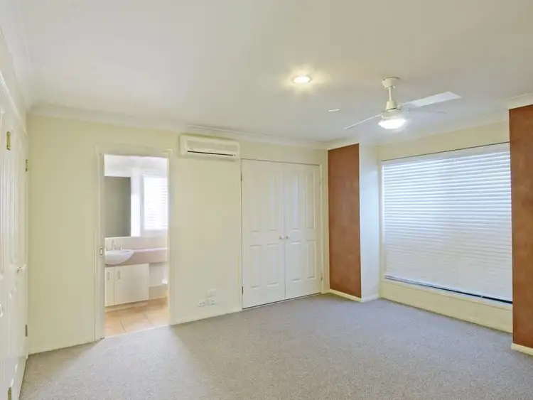 Sixth view of Homely unit listing, 1/220 Campbell Street, Newtown QLD 4350