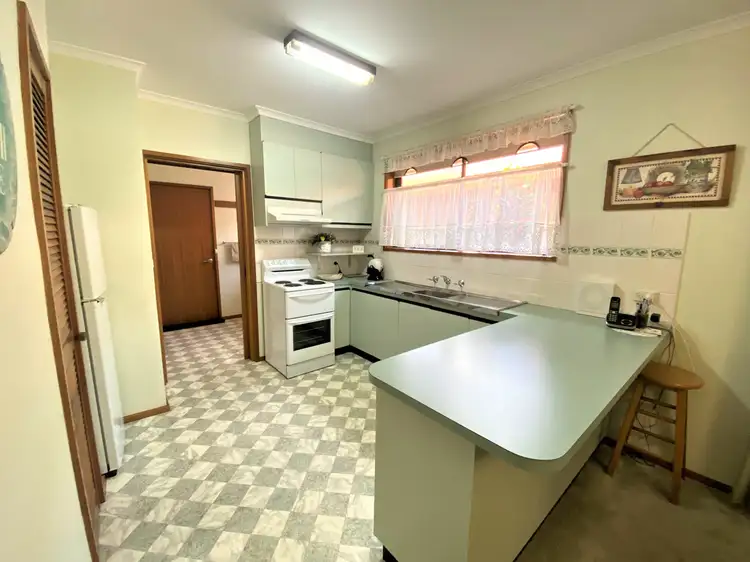 Fifth view of Homely house listing, 2/21 Shadforth Street, Kerang VIC 3579