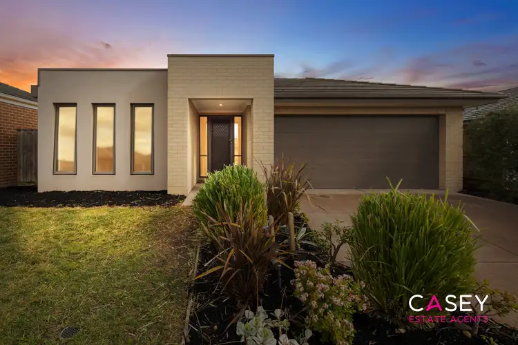 5 Beatham Way, Cranbourne East VIC 3977