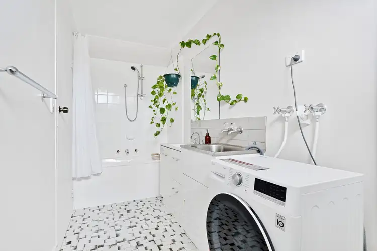 Fourth view of Homely apartment listing, 6/30 Collier Crescent, Brunswick VIC 3056
