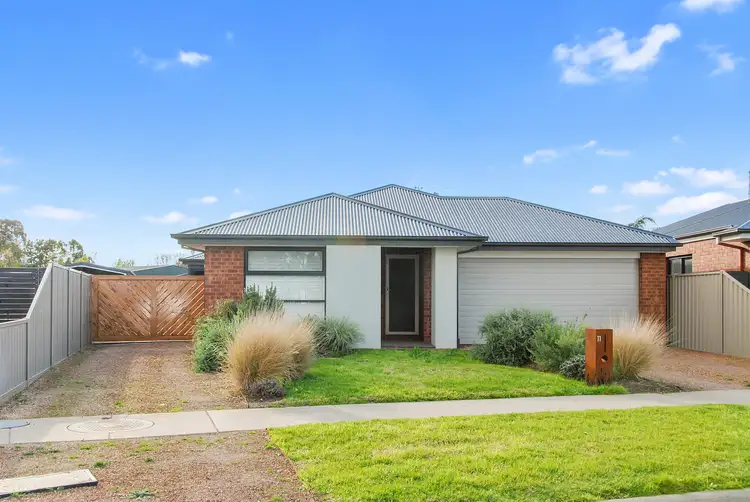 11 Carrick Cres, Nagambie VIC 3608